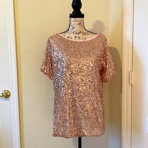 Beautiful bling holiday top 😍🎄✨